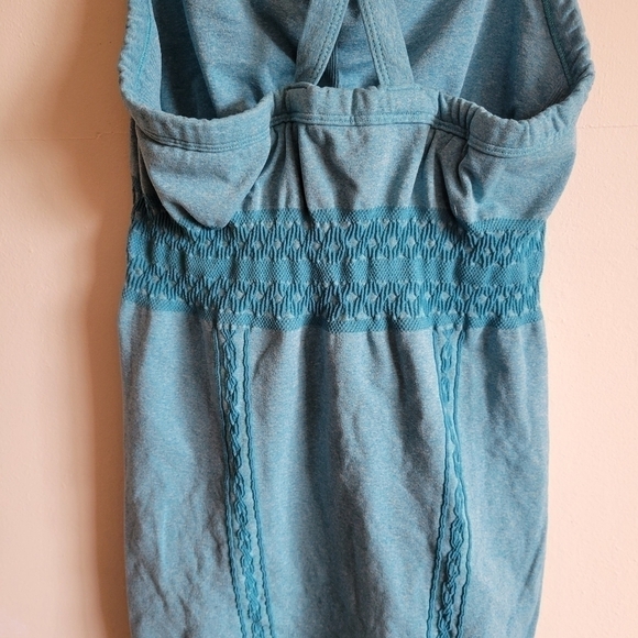 ATHLETA Racerback Athletic Tank Top Built in Bra Blue Medium - Picture 8 of 8